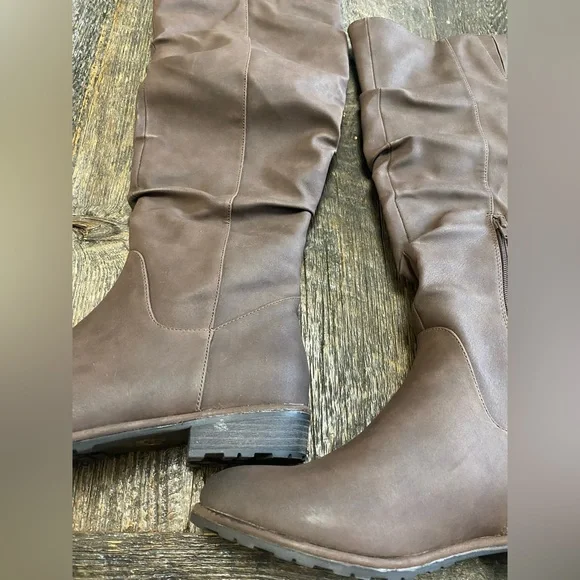 New Call it Spring Boots 👢 - Picture 6 of 13